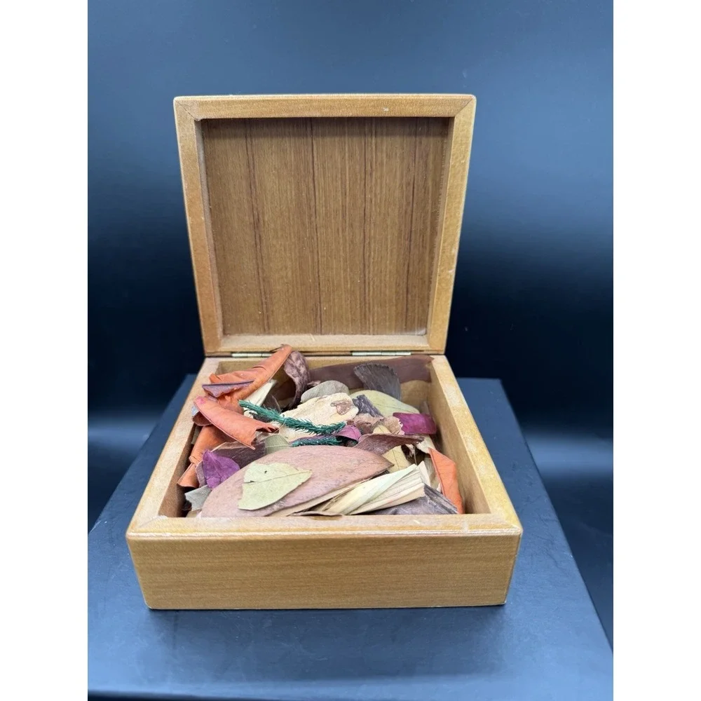 Vintage Square Wooden Trinket /Stash Box with Goose Decal on Lid